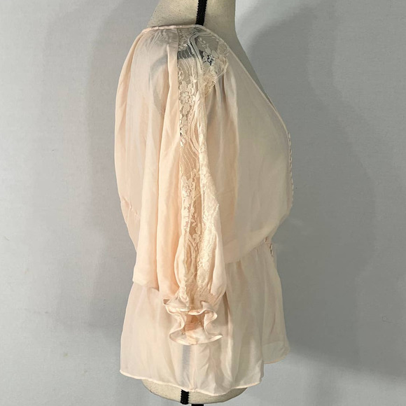 NWOT Forever 21 Peach Lace-Trim Button-Front Sheer Chiffon Blouse Size Medium - Picture 2 of 5